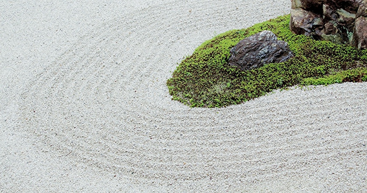 zen garden sand pattern