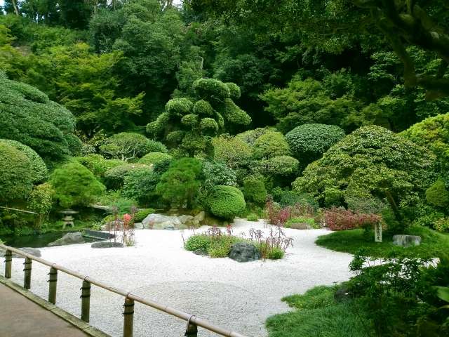 zen garden in Hokokuji