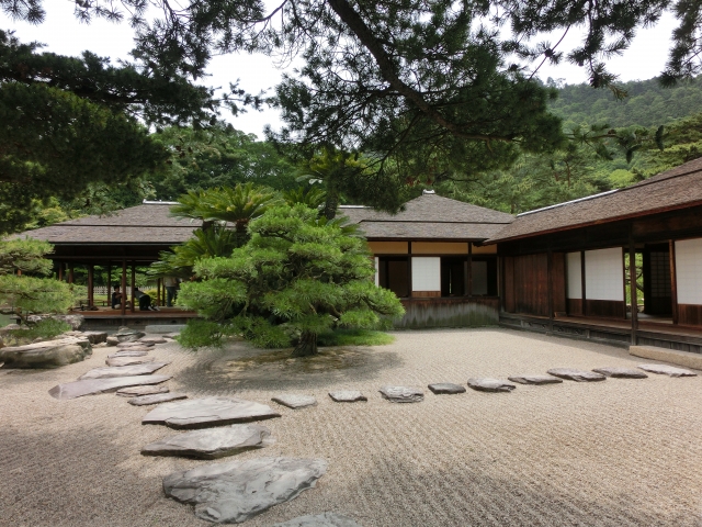 zen garden in Kikugetsu-tei in Ritsurin Park